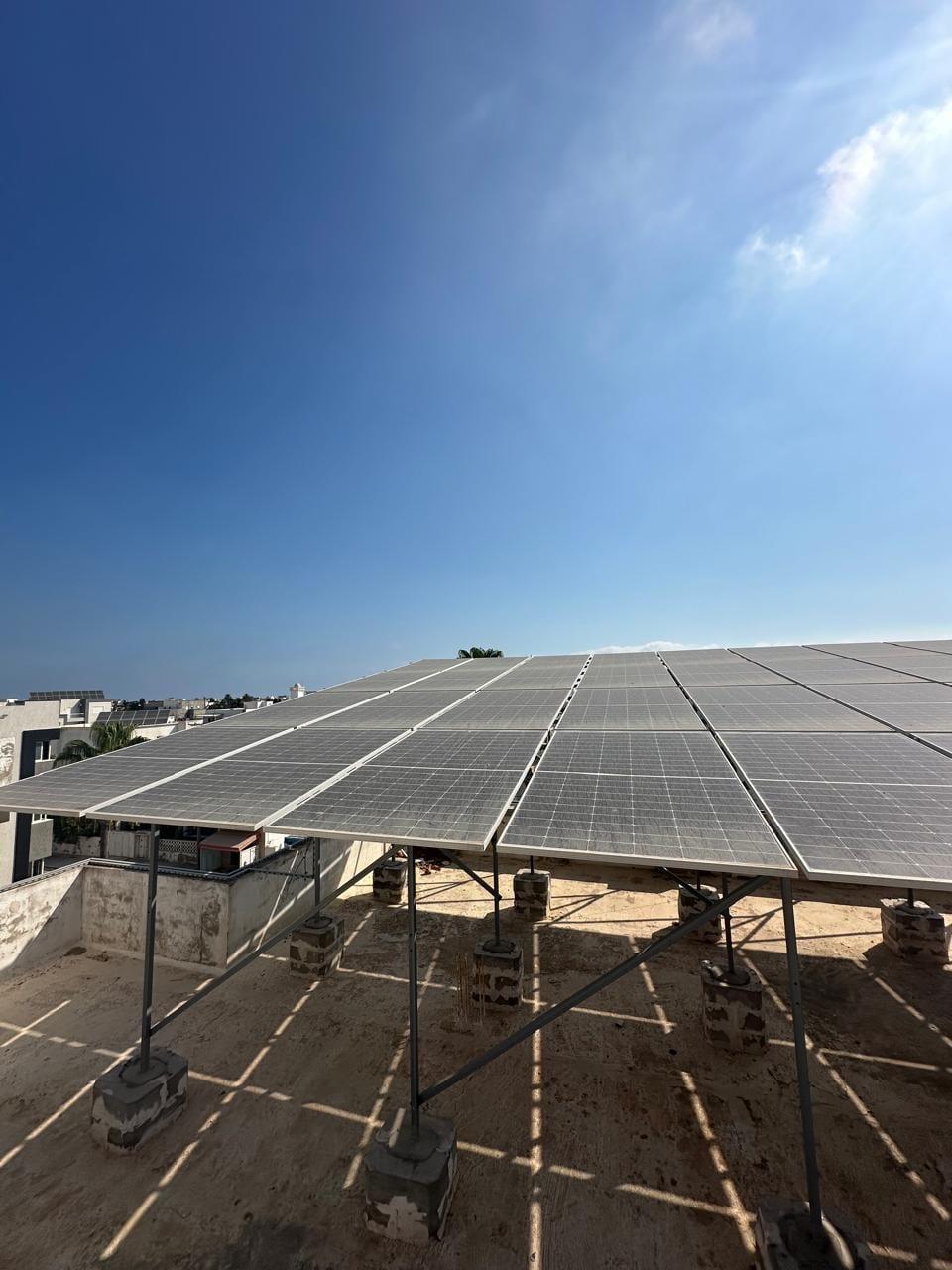 Installation photovoltaïque réalisée par Courant Bleu dans la région de Sousse